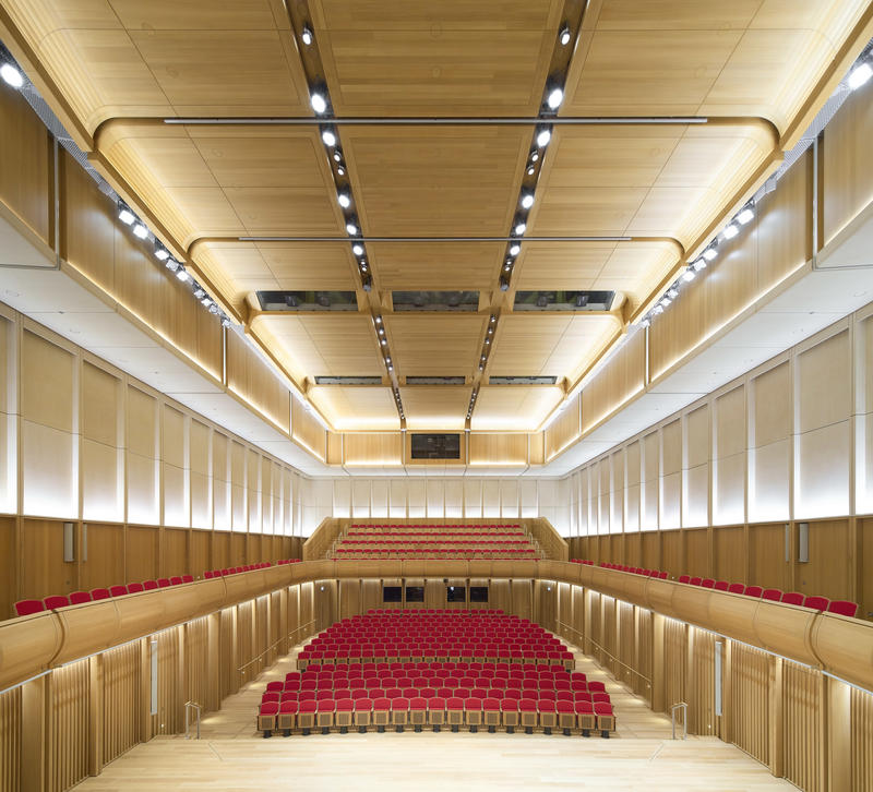 5 view of the sohmen concert hall stephen a schwarzman centre for the humanities university of oxford photograph c hufton crow