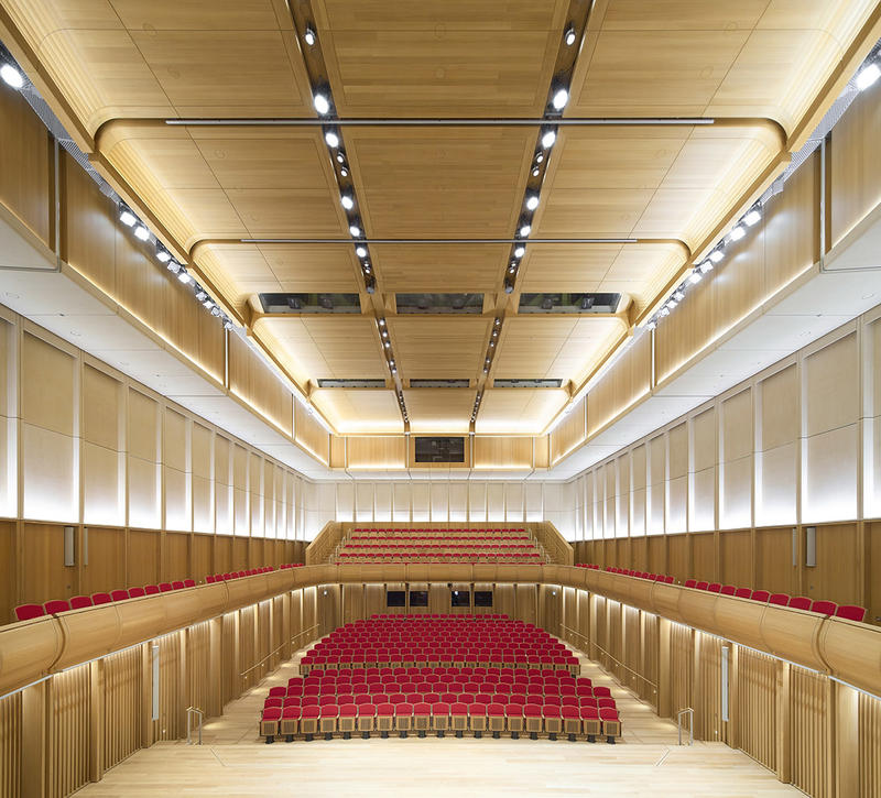 5 view of the sohmen concert hall stephen a schwarzman centre for the humanities university of oxford photograph c hufton crow