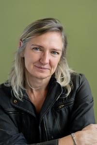 Professor Sarah Knott